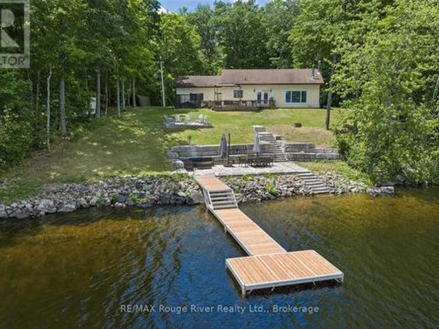 House for sale in Methuen, Ontario