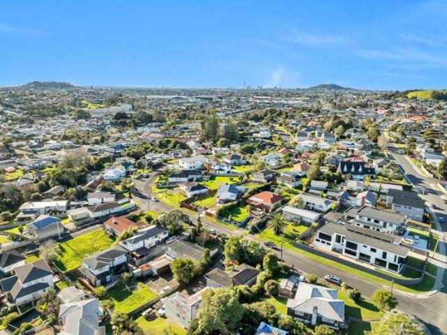 House for sale in Mount Roskill