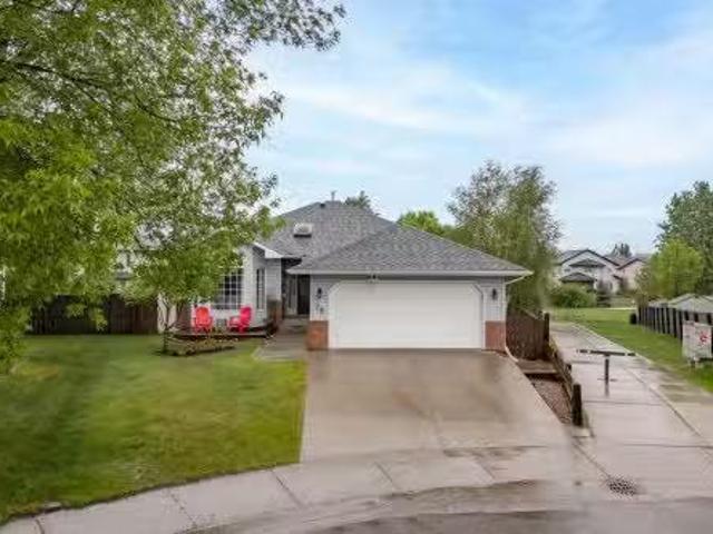 House for sale in Sherwood Park, Alberta