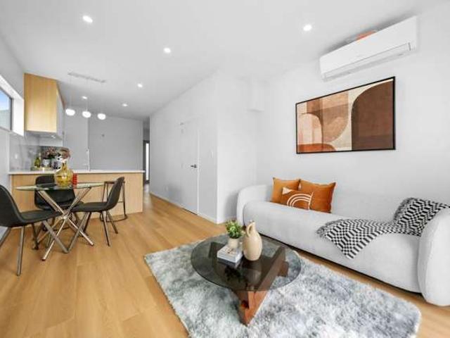 Townhouse for rent in Panmure, Oroua County