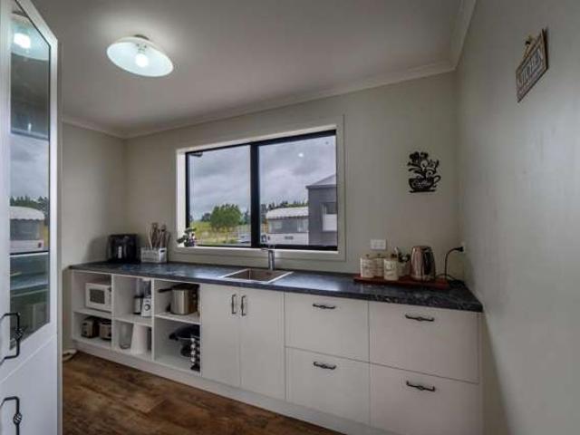 House for sale in Pine Bush, Southland