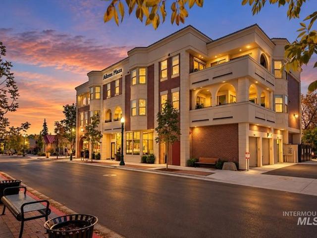 Condo for sale in Eagle, Ada County
