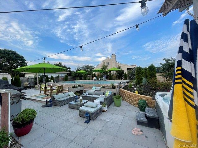 House for sale in Centereach, New York
