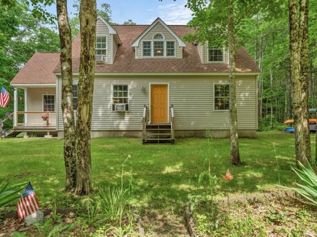 House for sale in Warren, Maine