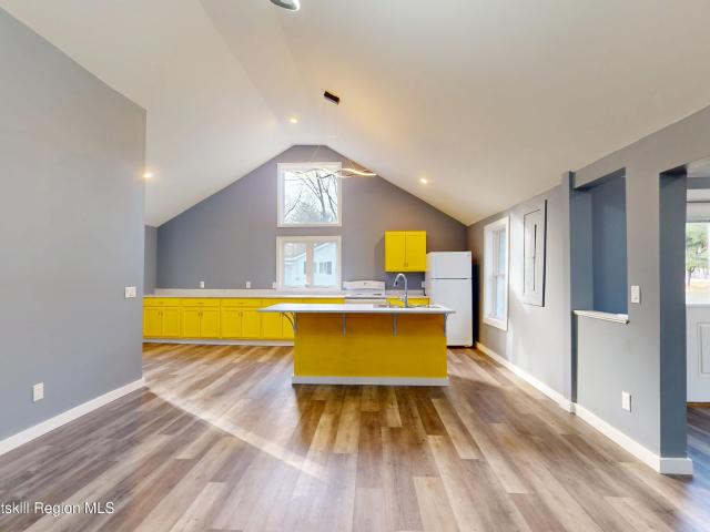 Property for sale in Acra, New York