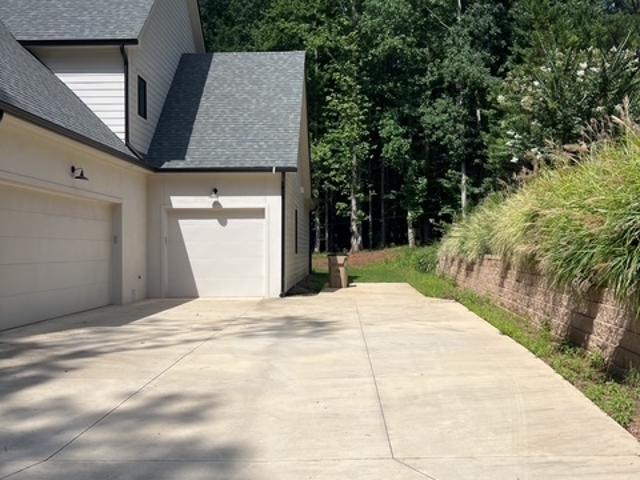 House for sale in Hoschton, Georgia