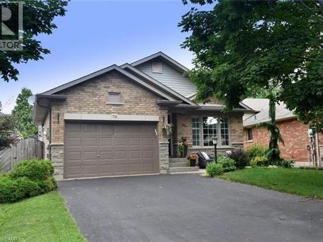 House for sale in Ancaster, Ontario