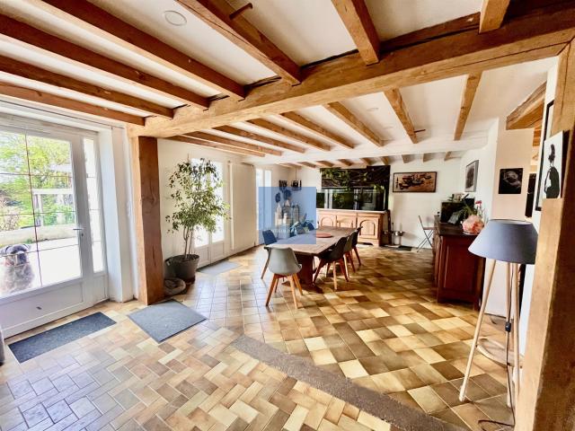 Maison vente à Bressuire, Bouillé-loretz