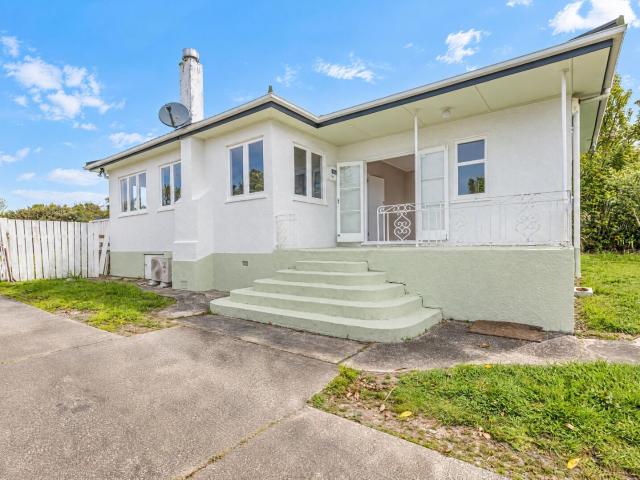 Apartment for rent in Kelston, Whau