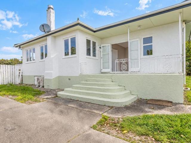 Apartment for rent in Waitākere, Waitākere Ranges