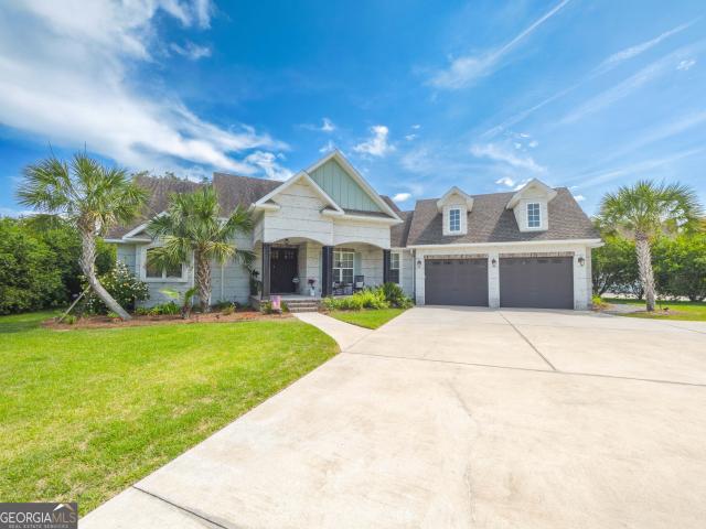 House for sale in Waverly, Georgia