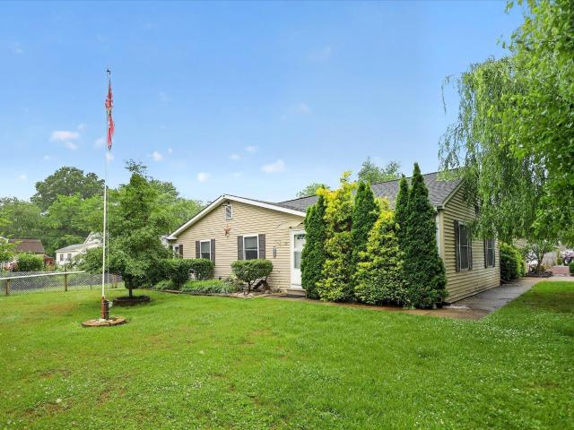 House for sale in Deepwater, New Jersey