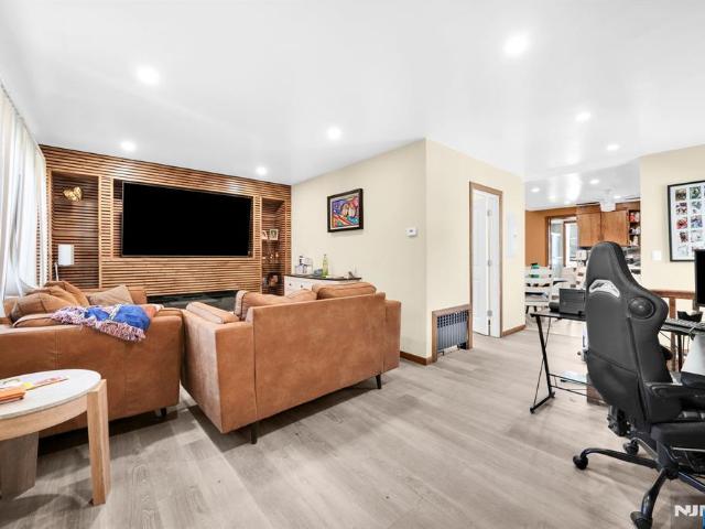 House for sale in Moonachie, New Jersey