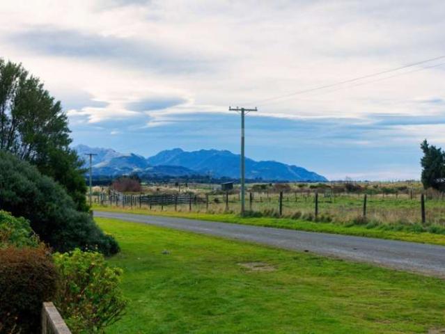 Property for sale in Marlborough