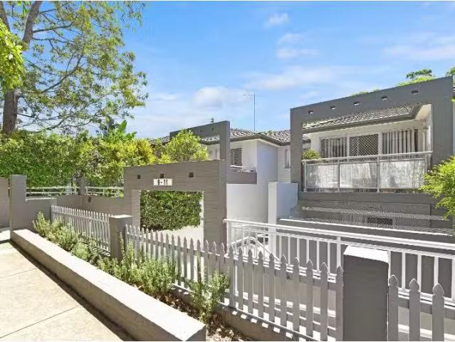 Apartment for rent in Lower North Shore, Sydney