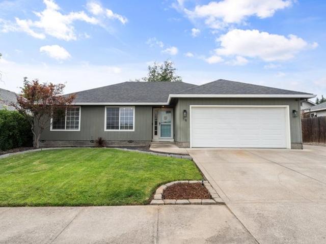House for sale in Oregonia