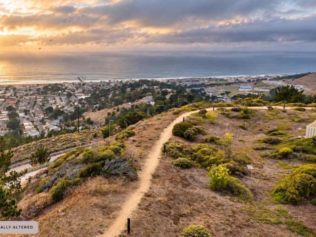 Condo for sale in Pacifica, San Mateo County