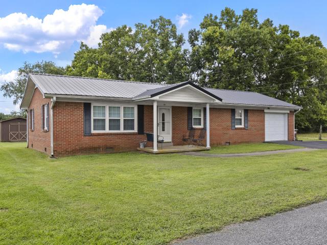 House for sale in Crab Orchard, Kentucky