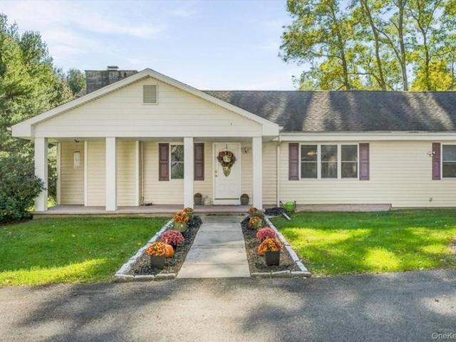 House for sale in Poughquag, Town of Beekman