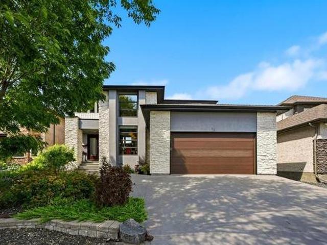 House for sale in East St. Paul, Manitoba