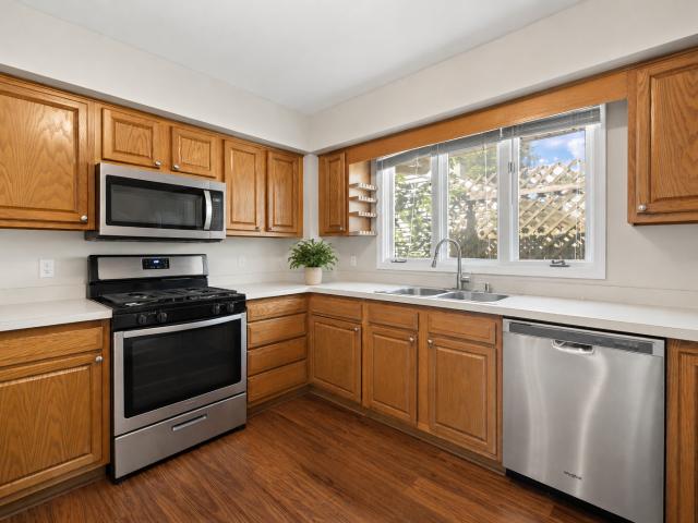 House for sale in Mchenry, Illinois
