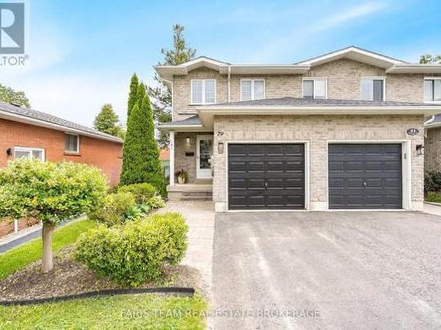 House for sale in Barrie, Ontario