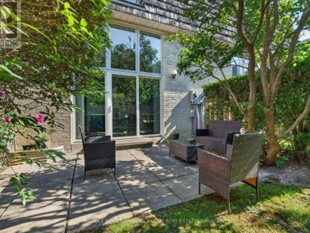 Townhouse for sale in Woburn, Ontario