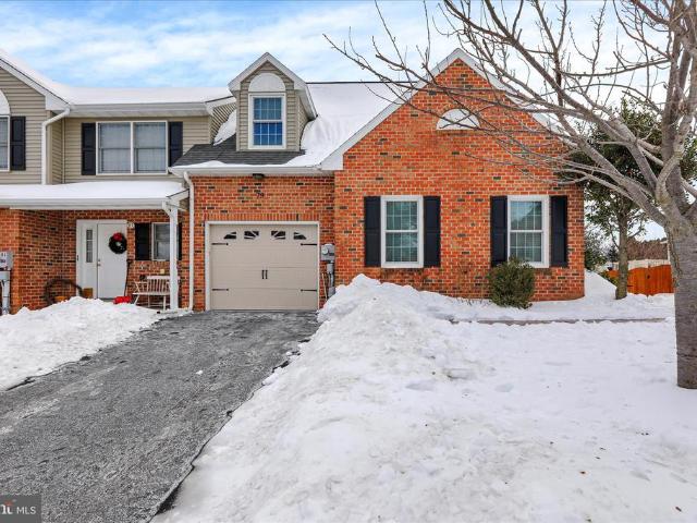 Townhouse for sale in Mountville, Pennsylvania