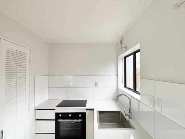 House for rent in Waitakere, Auckland