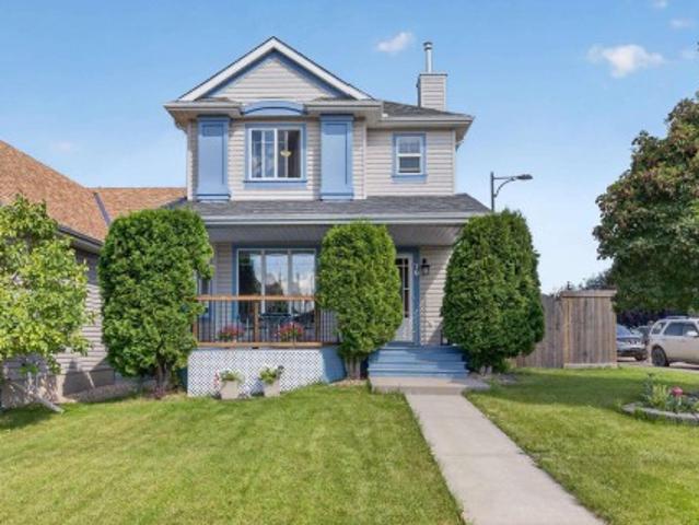 House for sale in Sherwood Park, Alberta