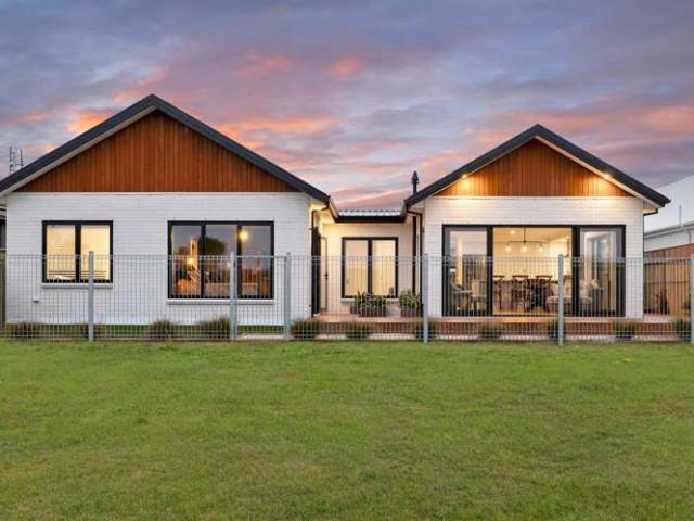 House for sale in Pegasus, Canterbury