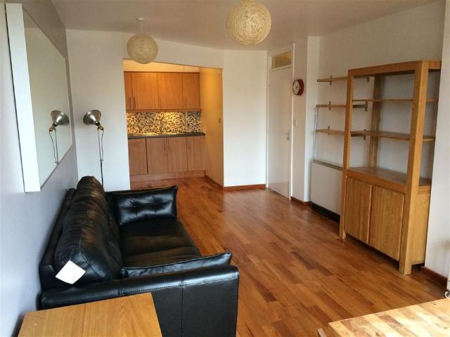 Apartment to rent in Bluebell, North Tipperary