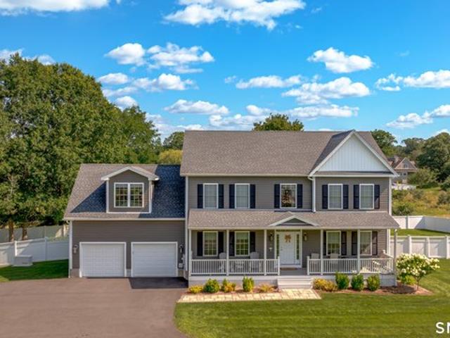 House for sale in Branford, Connecticut