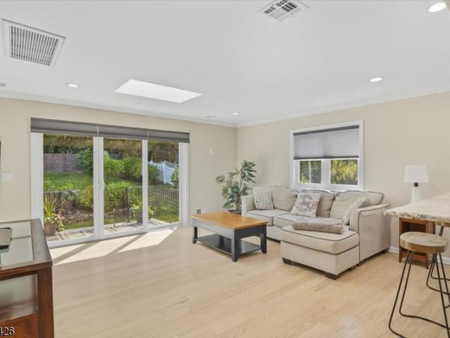 House for sale in Cedar Grove, New Jersey