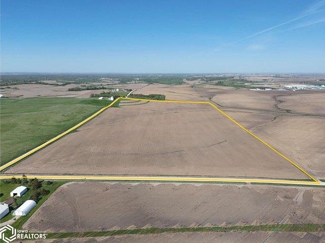 Farm for sale in Blairstown, Iowa