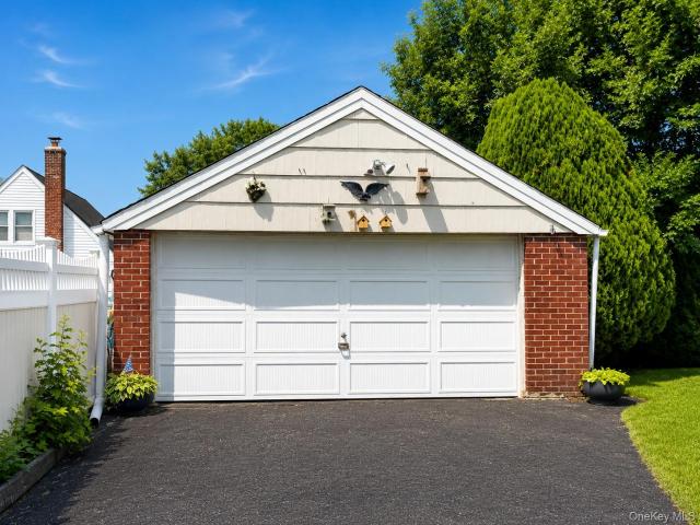 House for sale in Queens, Arverne