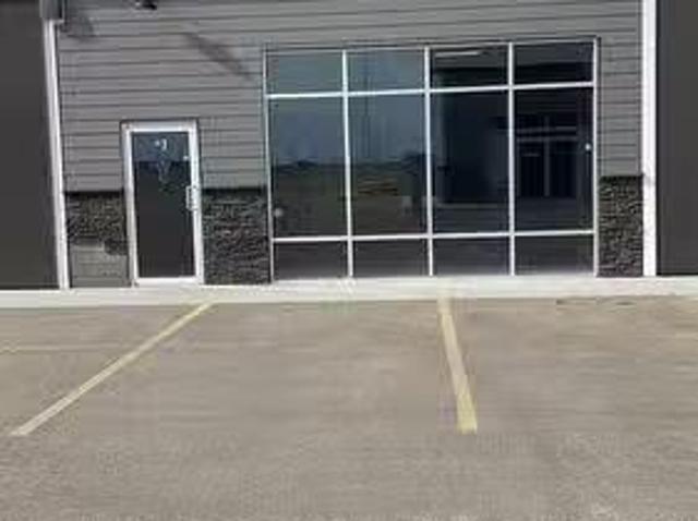 House for sale in Warman