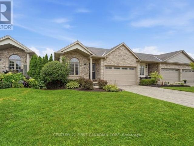 Townhouse for sale in Arva, Ontario