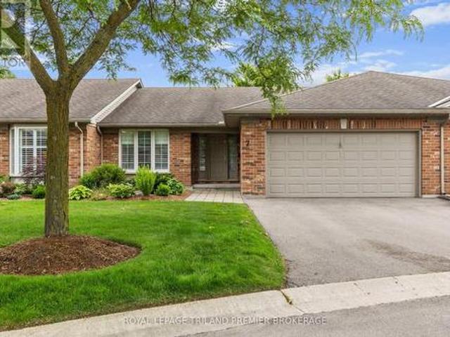 Condo for sale in Arva, Ontario