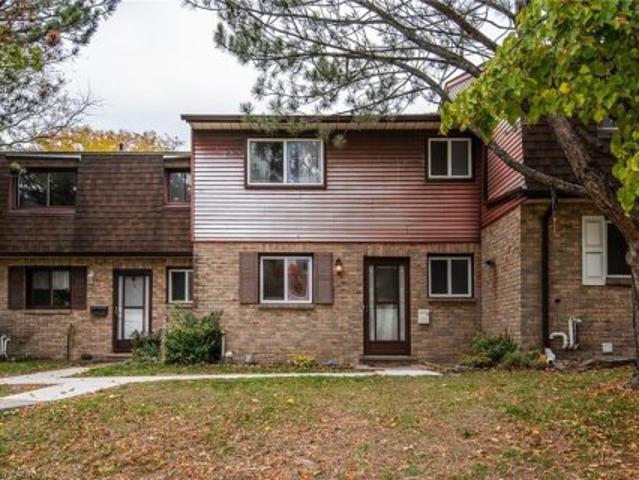Townhouse for sale in Kitchener, Ontario