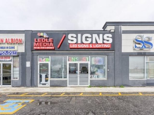Office for sale in Woburn, Ontario