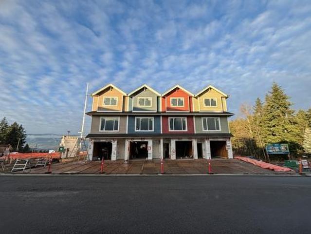 House for sale in Salmon Arm, British Columbia