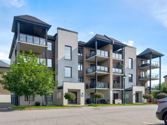 Condo for sale in Sainte-rose, Quebec