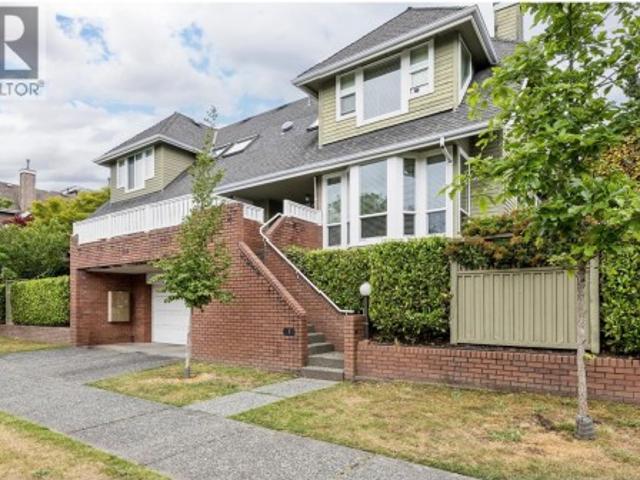 Townhouse for sale in North Vancouver, British Columbia