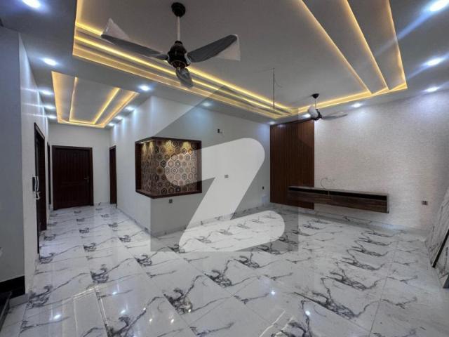 House for sale in Faisalabad, Islamabad Capital Territory