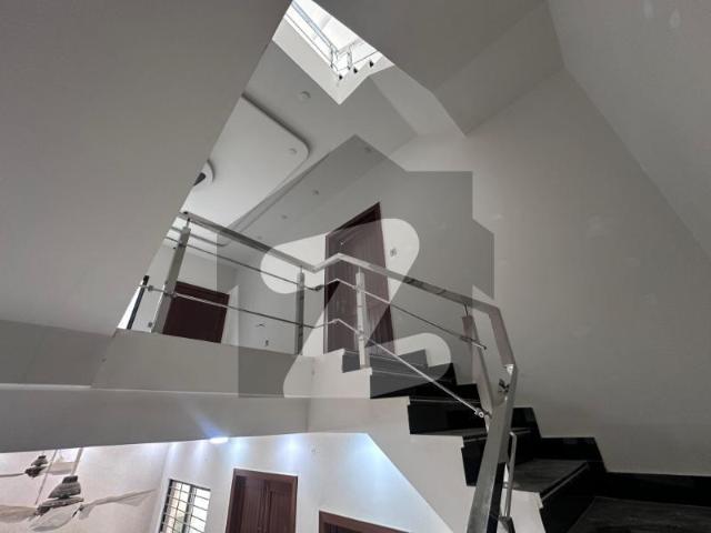 House for sale in Faisalabad, Islamabad Capital Territory