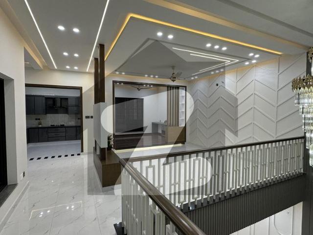 House for sale in تحصیل فیصل آباد شہر, فیصل آباد ڈویژن