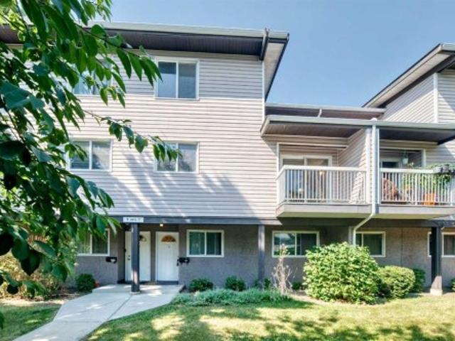 Townhouse for sale in Forest Heights, Calgary
