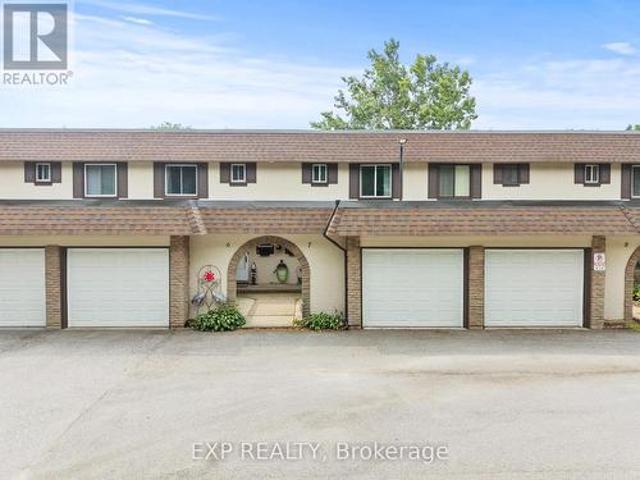 Townhouse for sale in Niagara, Ontario