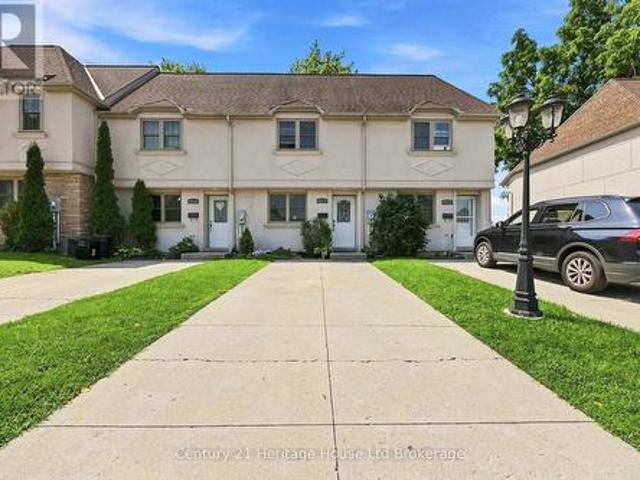 Townhouse for sale in Woodstock, Ontario
